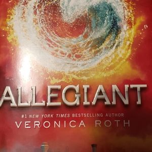 Allegiant (Book 3 of 4)